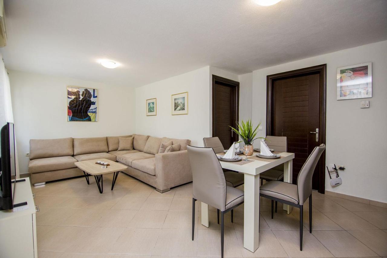 Kasta Bnb Ofrínion Extérieur photo