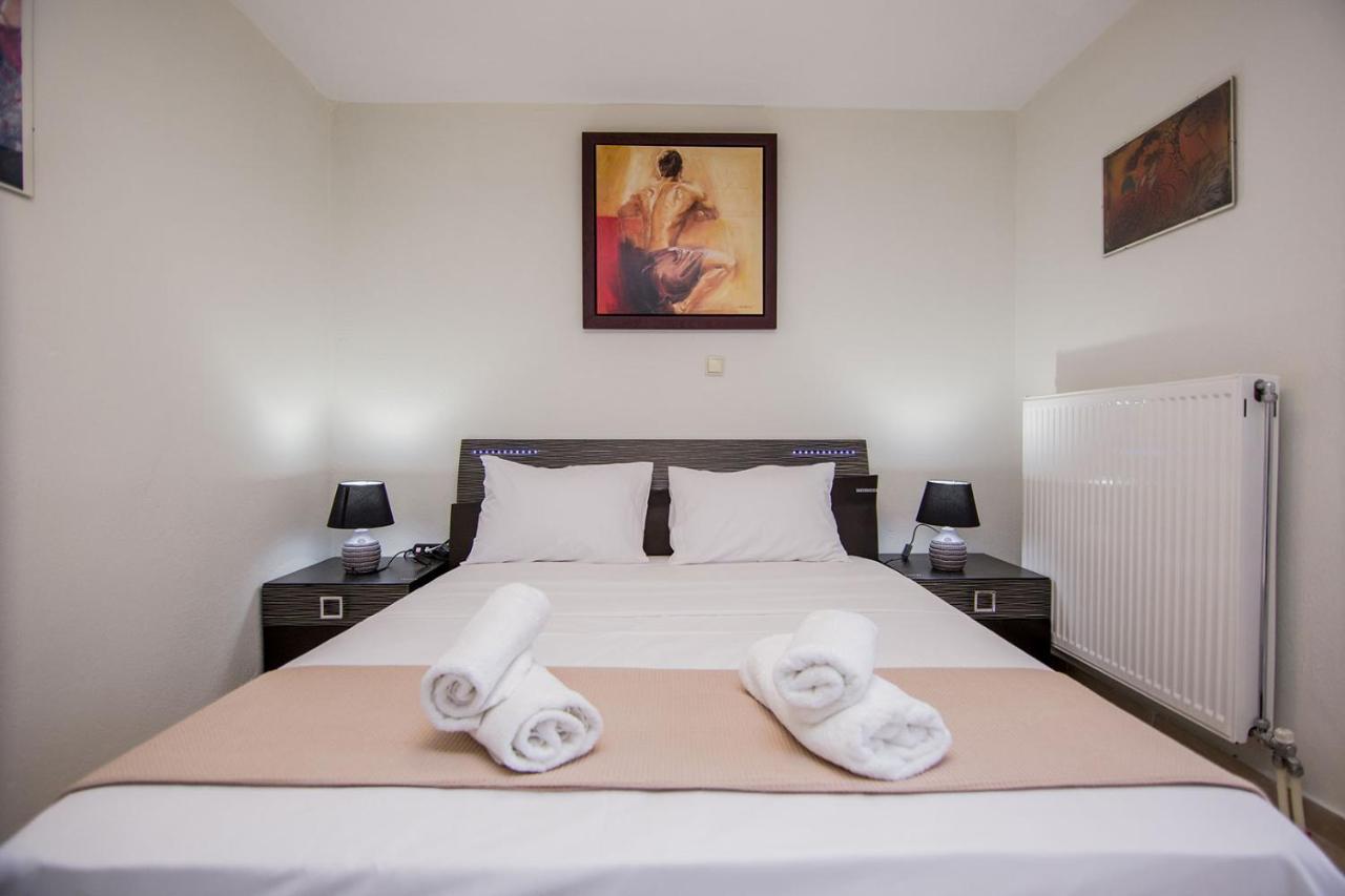 Kasta Bnb Ofrínion Extérieur photo