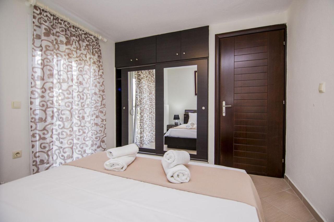Kasta Bnb Ofrínion Extérieur photo