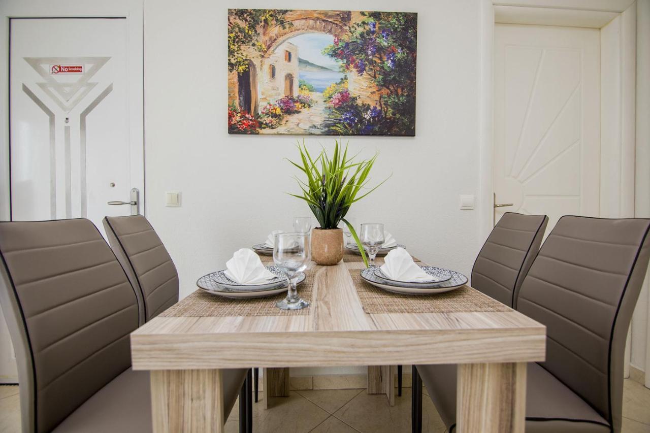 Kasta Bnb Ofrínion Extérieur photo