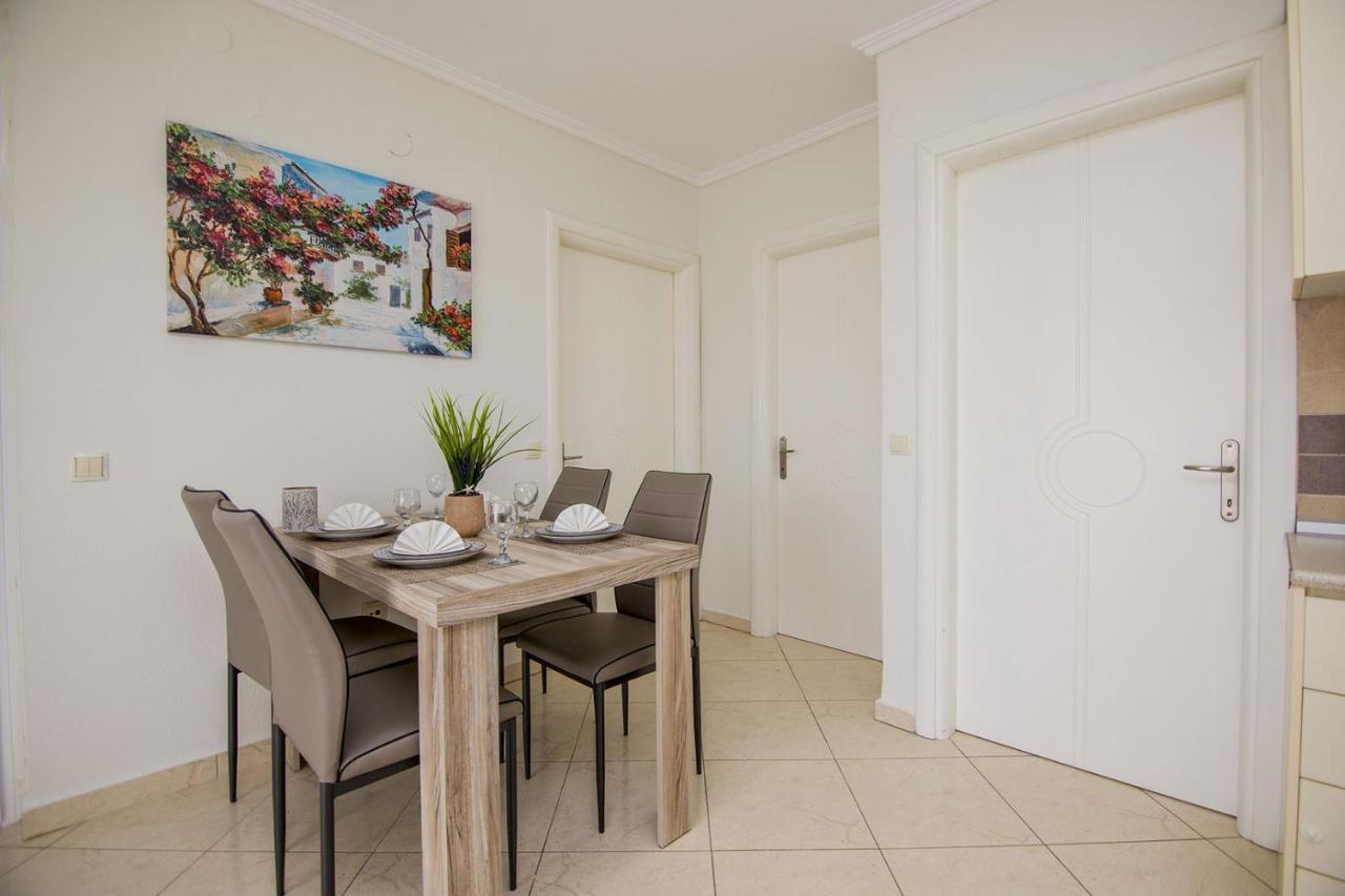 Kasta Bnb Ofrínion Extérieur photo