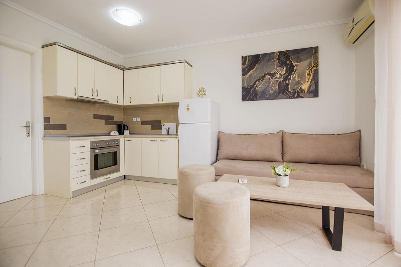 Kasta Bnb Ofrínion Extérieur photo