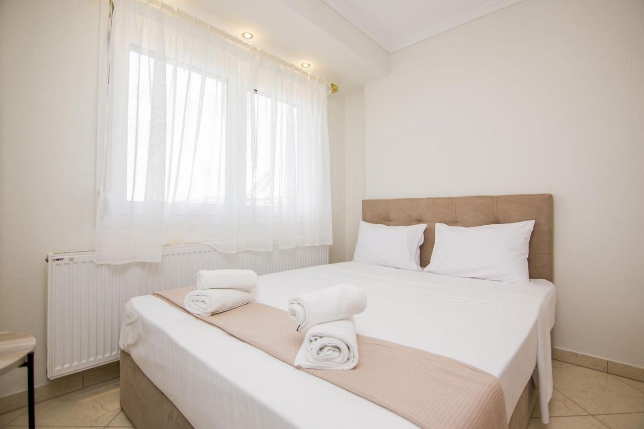 Kasta Bnb Ofrínion Extérieur photo